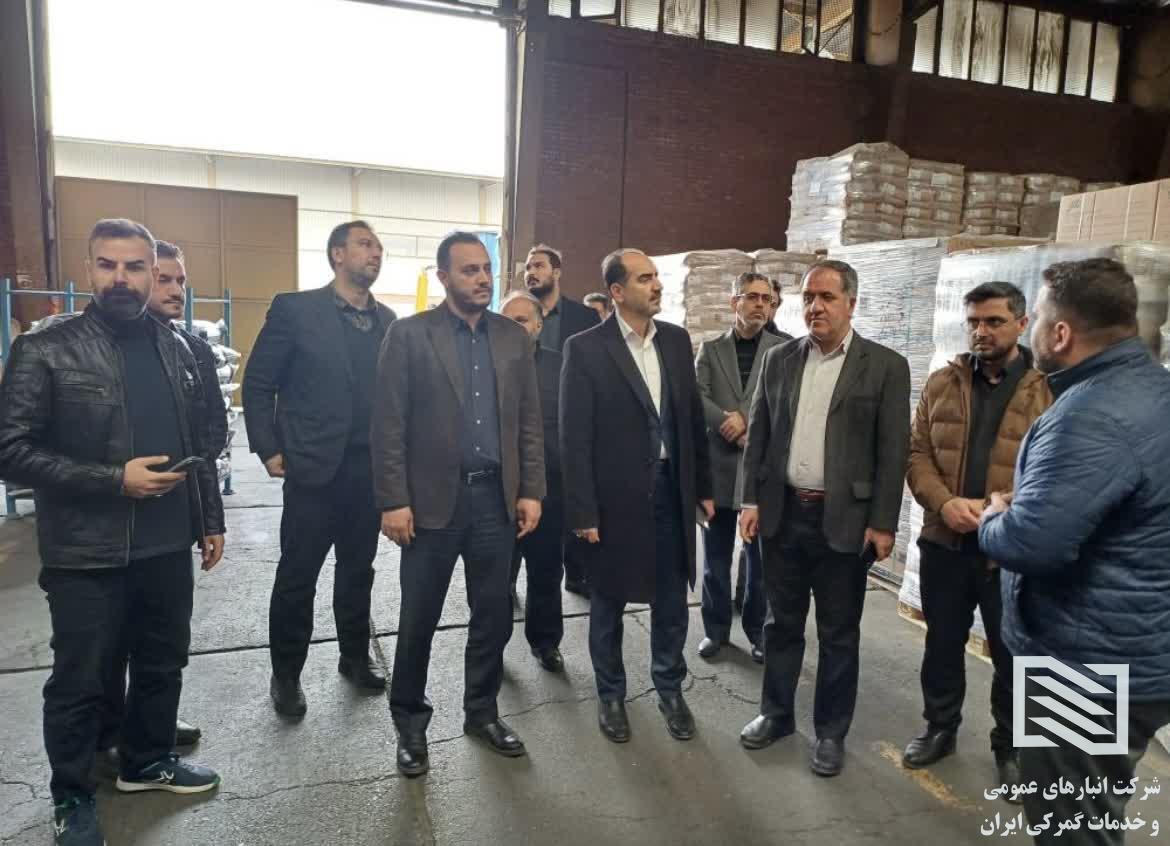 بازدید میدانی دکتر کاظم سلیمی از شرکت انبارهای عمومی تهران با هدف تسریع خدمت رسانی به فعالان اقتصادی و کمک به دولت در شرایط